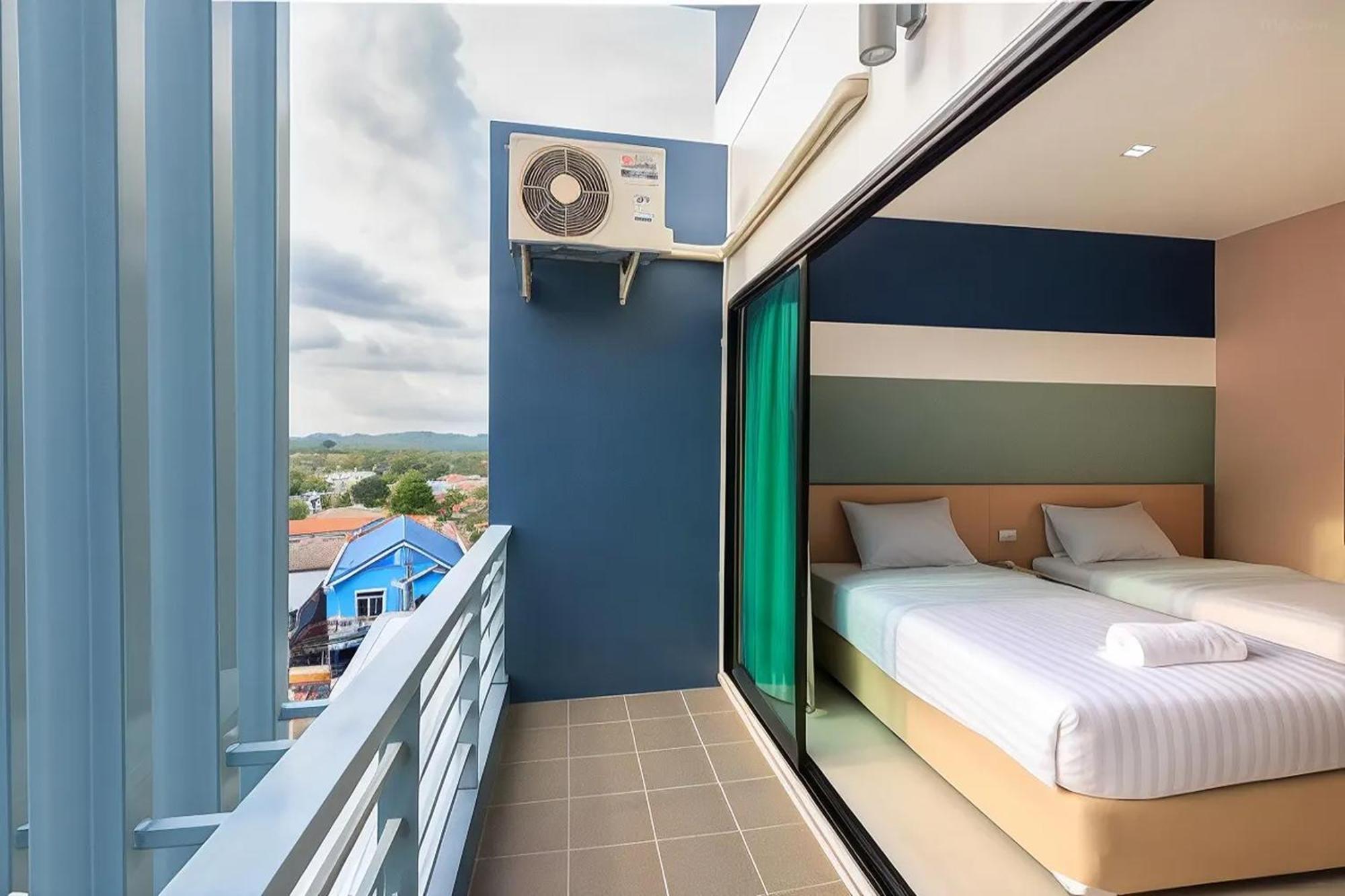 Jj Residence Phuket Town Экстерьер фото