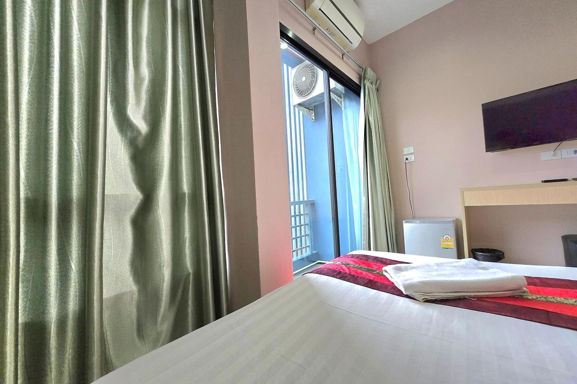 Jj Residence Phuket Town Экстерьер фото