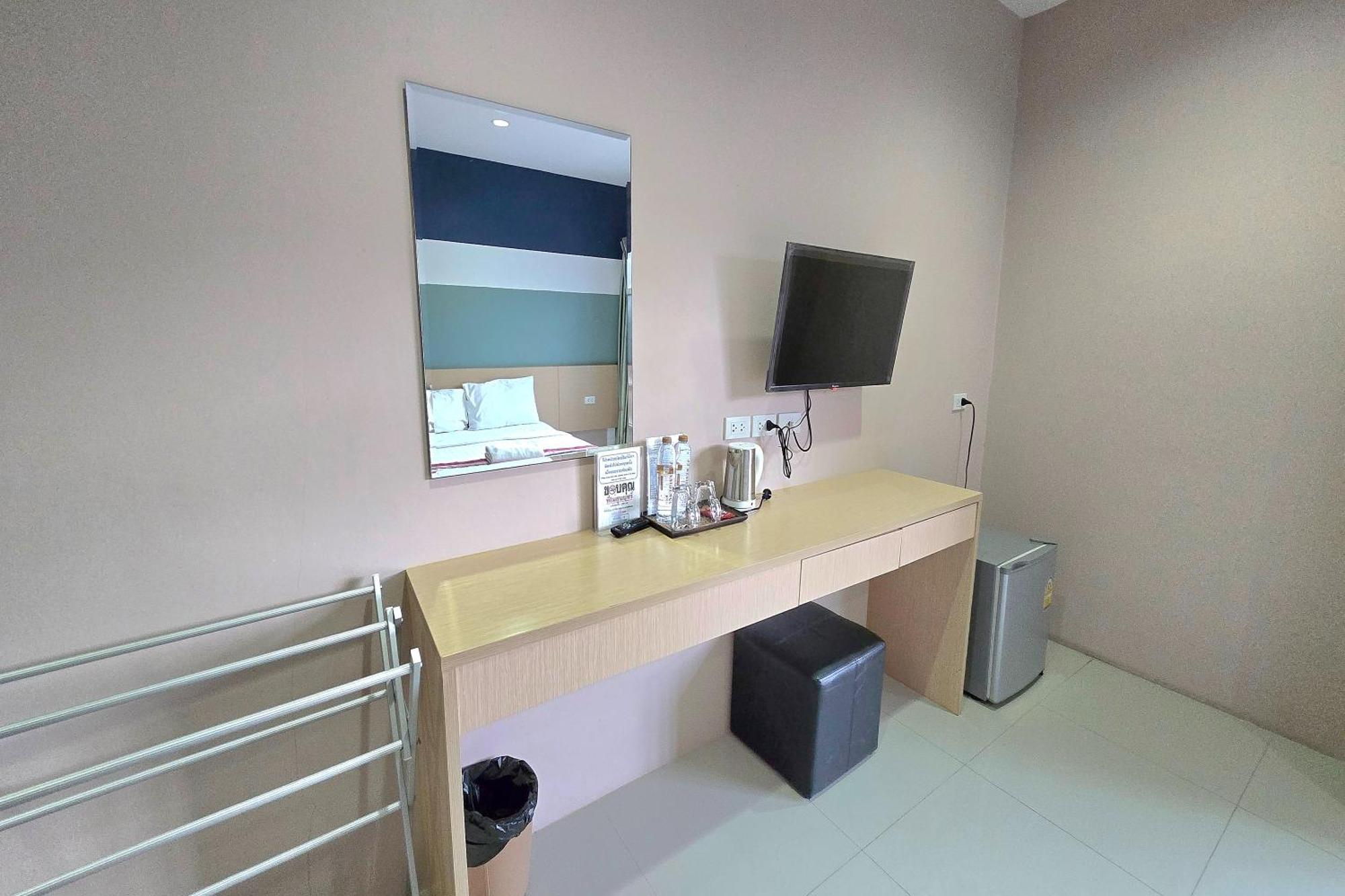 Jj Residence Phuket Town Экстерьер фото